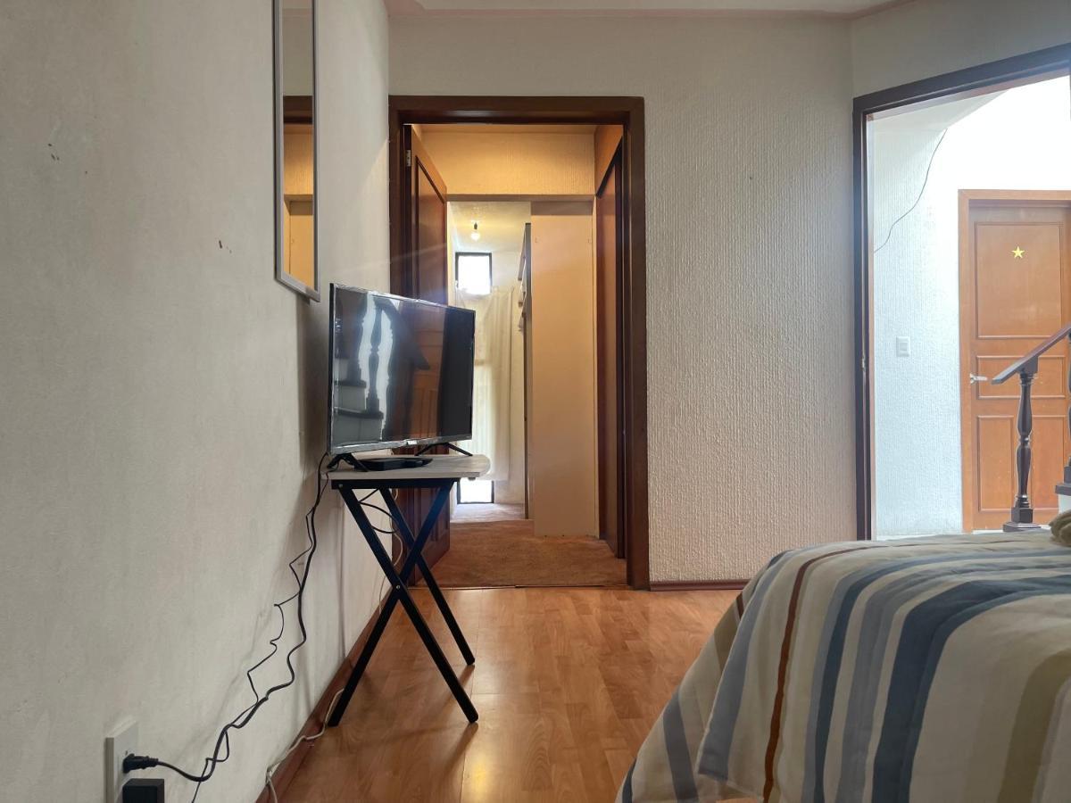 Comoda Habitacion A 10 Min Del Centro Historico De Queretaro Bagian luar foto