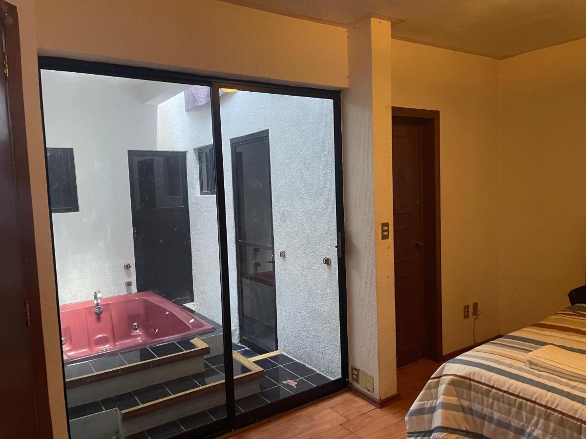 Comoda Habitacion A 10 Min Del Centro Historico De Queretaro Bagian luar foto
