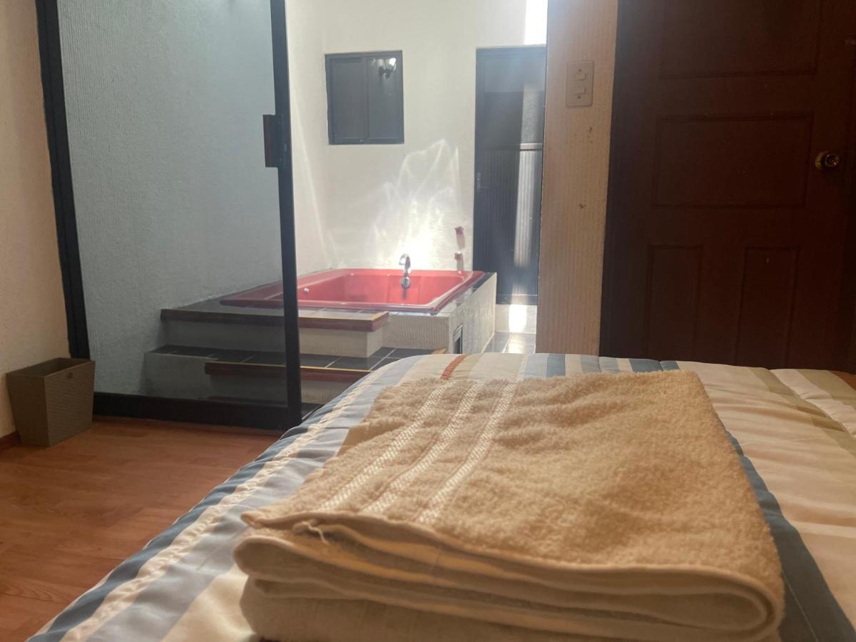 Comoda Habitacion A 10 Min Del Centro Historico De Queretaro Bagian luar foto