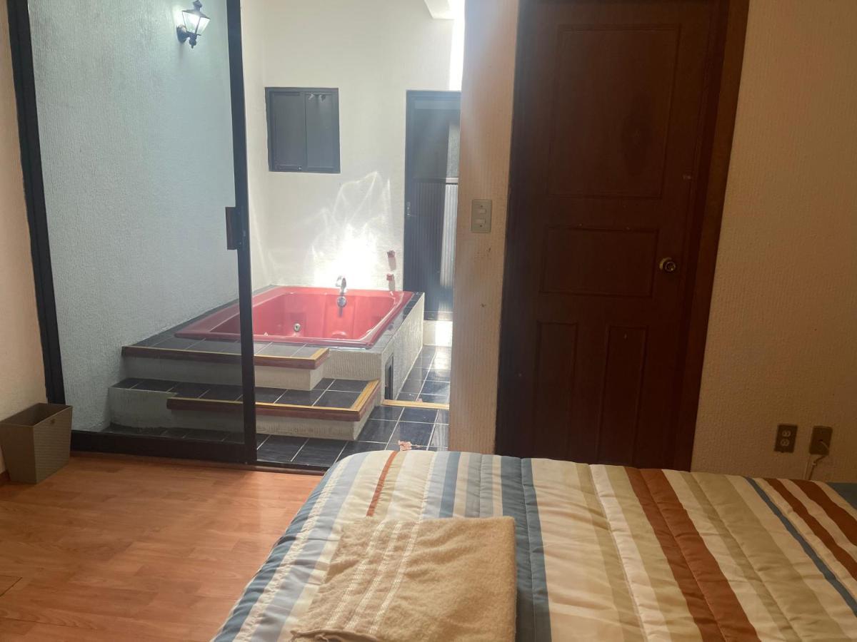 Comoda Habitacion A 10 Min Del Centro Historico De Queretaro Bagian luar foto